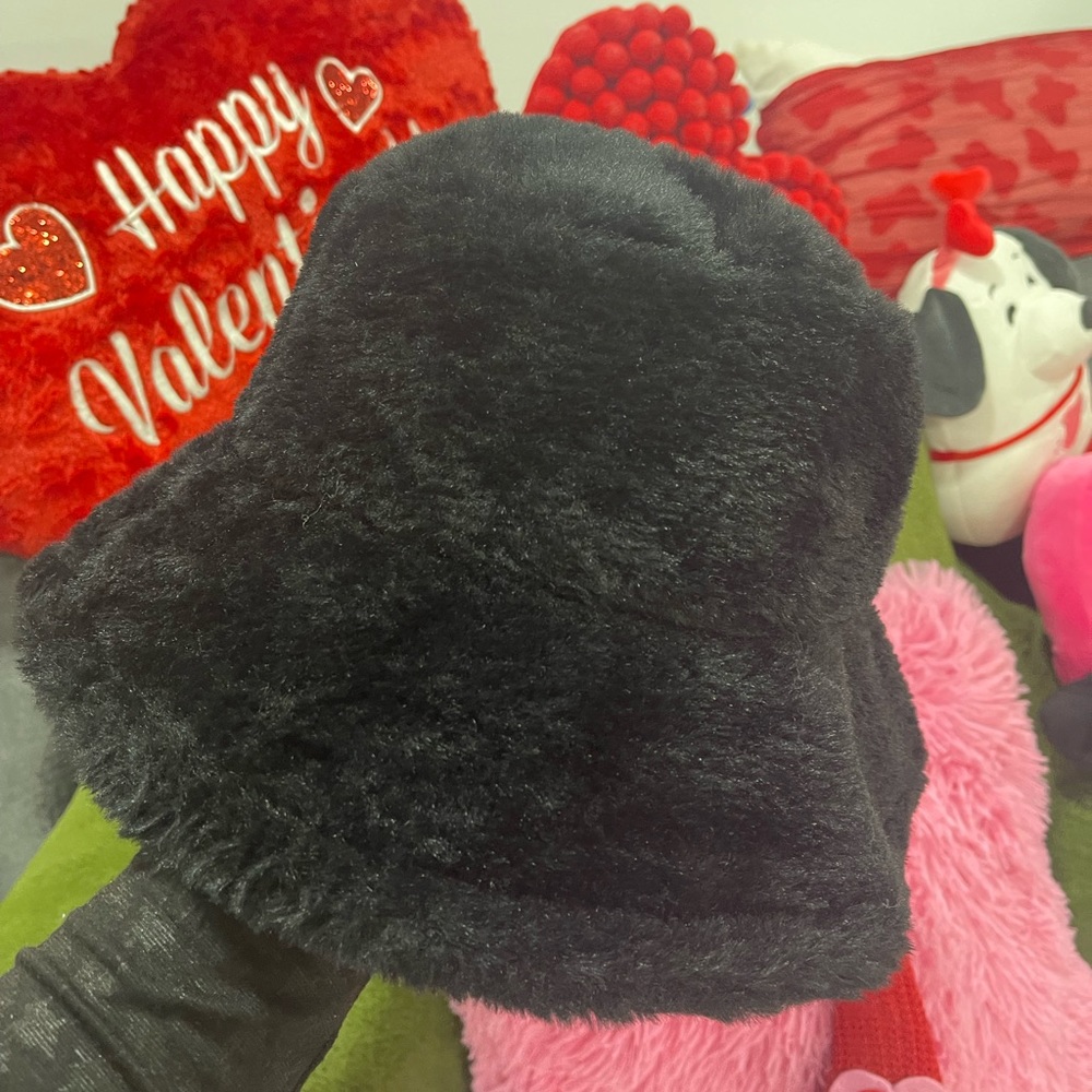 Super Soft & Cozy Fuzzy Bucket hat
